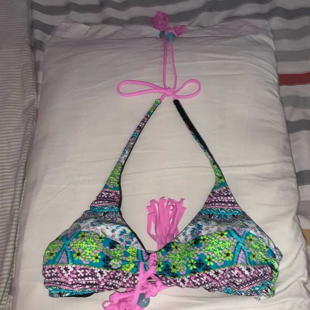 victoria’s secret bikini top NWOT reversible